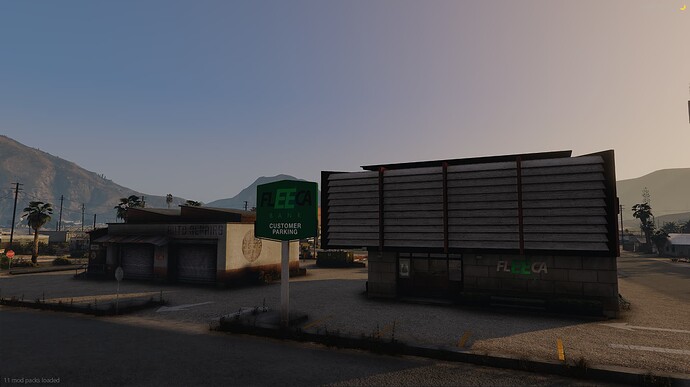 Sandy Shores Shopping Center thumbnail 3