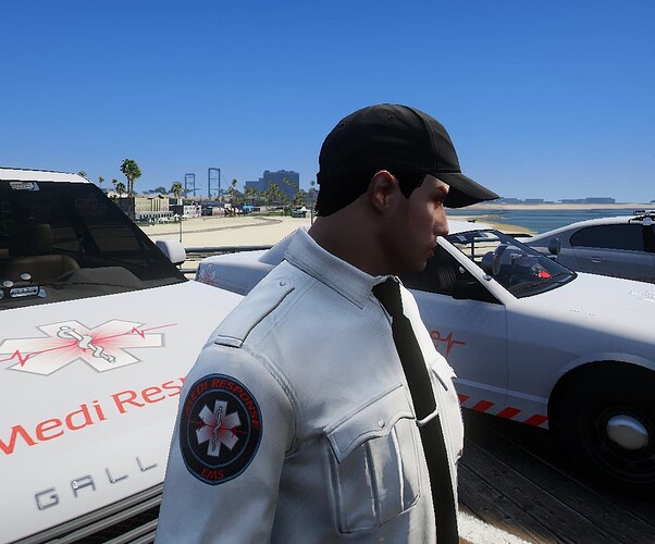 [PAID] Medi Response Pack | Vehicle | Clothing thumbnail 12