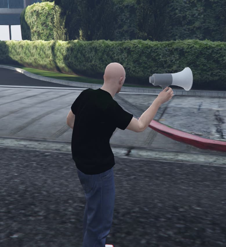 Paid MegaPhone As An Item For QBCore thumbnail 2