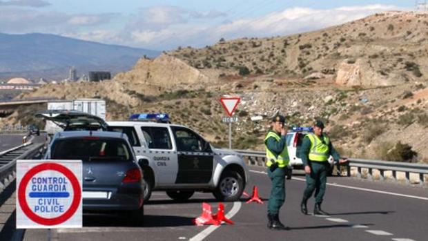 control-guardia-civil-kE0--620x349@abc