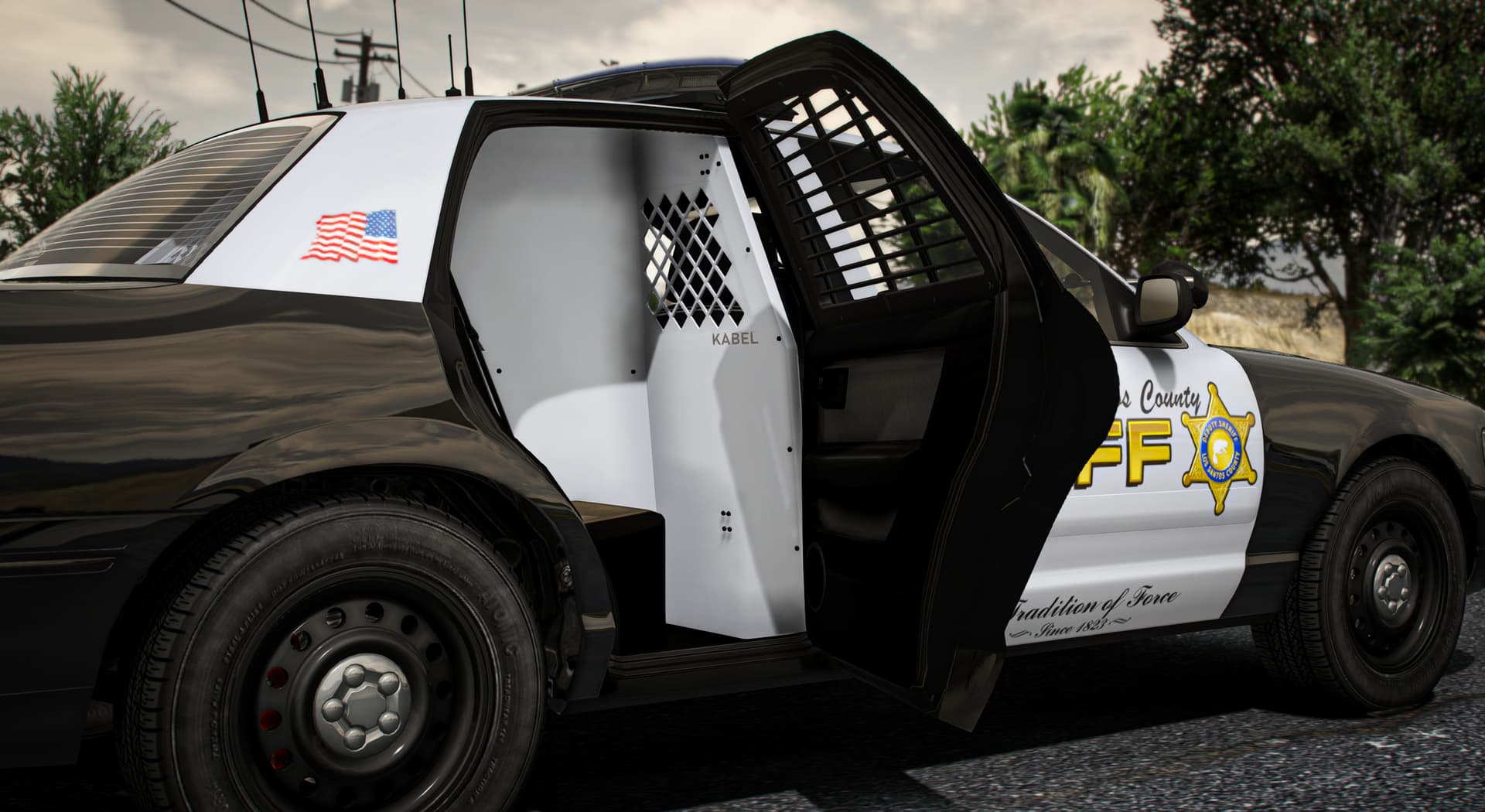 ONX Vapid Monarch Police Interceptor (2011) thumbnail 14